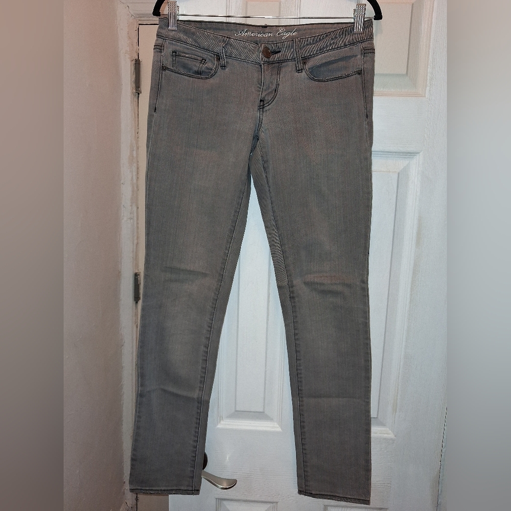 American Eagle Outfitters Women's Light Gray Skinny Jeans